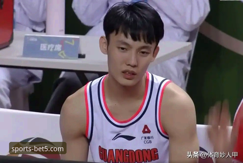 bet5体育数据统计使用指南 CBA焦点战复盘:皮特森38分神迹,福建逆转终结北京四连胜